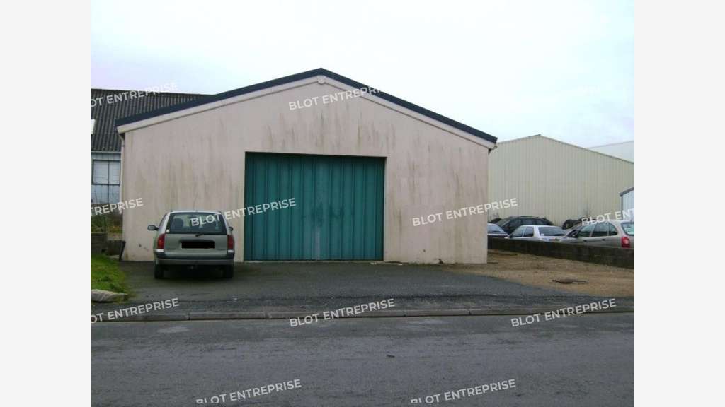 A louer local d'activités 138m² ZA Quéven