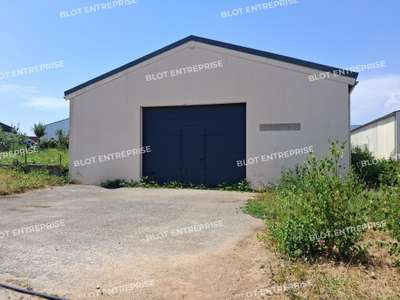 A louer local d'activités de 138m² en ZA de Quéven