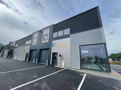 Location Locaux d'activités - Entrepôts à Quimper