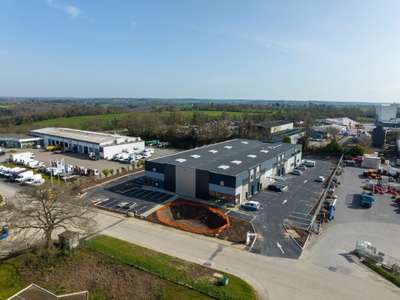 Location local d'activité 337m² près Brest Lorient