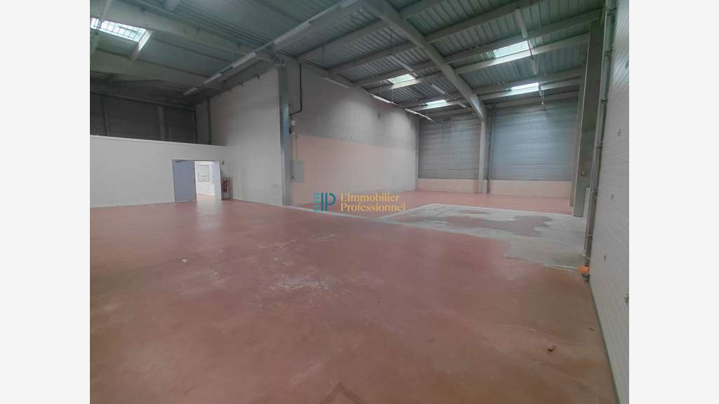 A louer Local d'activité de 395m² Nord Quimper