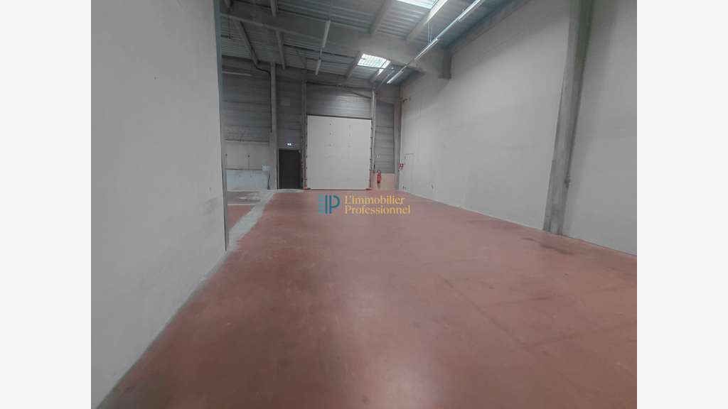 A louer Local d'activité de 395m² Nord Quimper