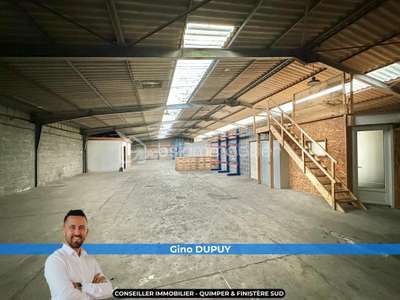 Local d'activité 520m² + extérieur 900m² à Quimper