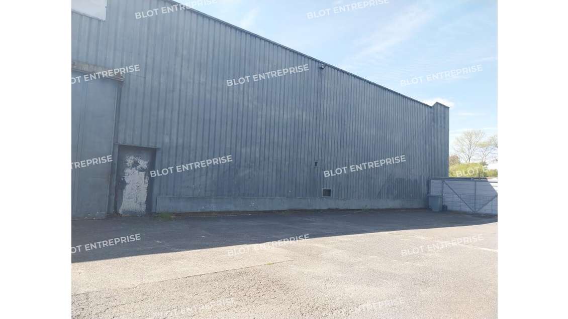 A louer locaux d'activités 450m² à Quimper