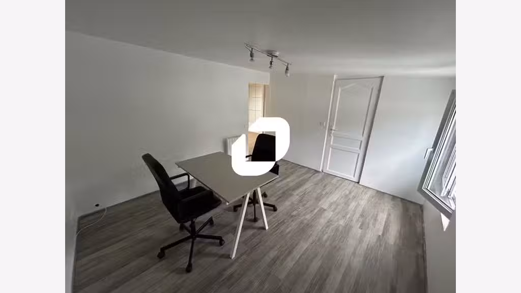 A louer Local d'activité 303m² Quincy sous senart
