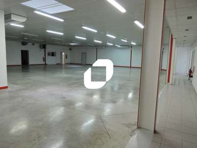 Location Locaux d'activités - Entrepôts à Quincy-Voisins