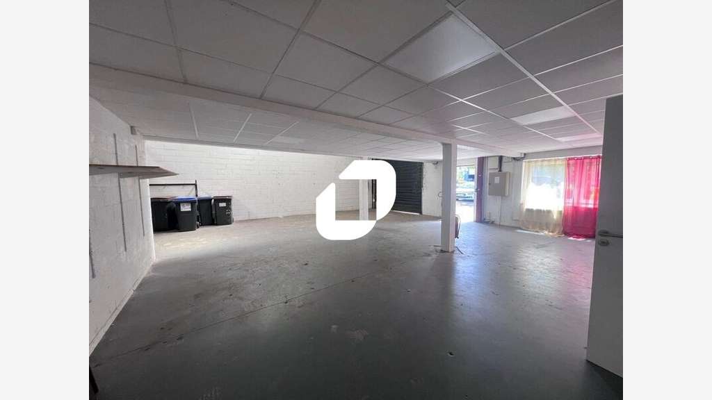 A louer Local d'activité 294m² Quincy voisins