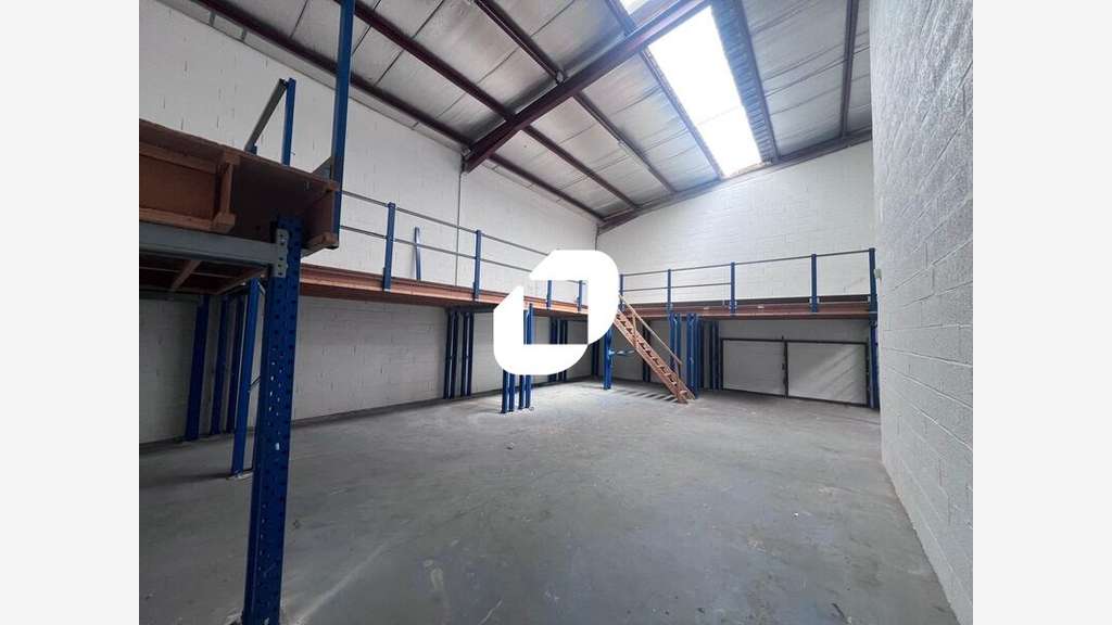 A louer Local d'activité 294m² Quincy voisins