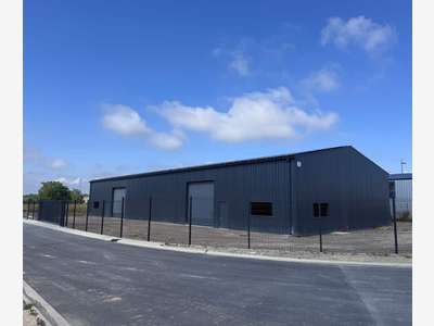 À louer entrepôt 241m² ZA de Recy Marne (51)
