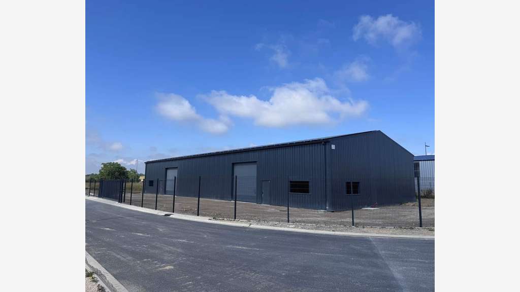 À louer entrepôt 241m² ZA de Recy Marne (51)