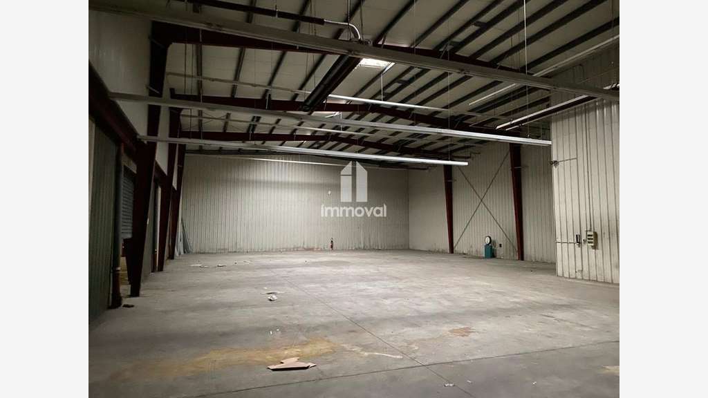 A louer local 1832m² Zone d'activité Reichstett