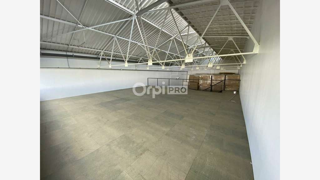 A louer local d'activité de 340m² à Reims