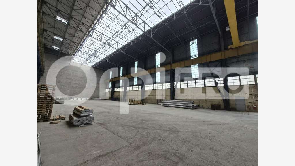 Entrepôt 2757m² à louer secteur Colbert à Reims