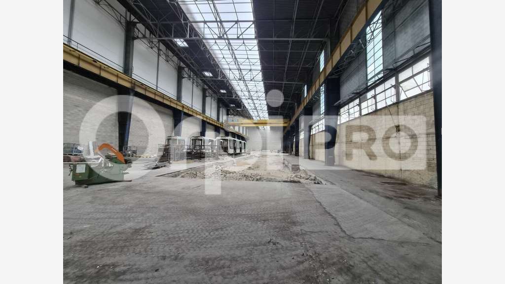 Entrepôt 2757m² à louer secteur Colbert à Reims