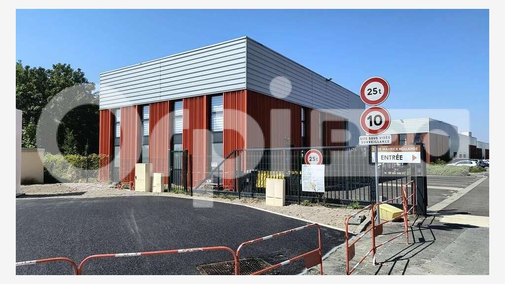 Local d'activité 450m² à louer à Reims Farman