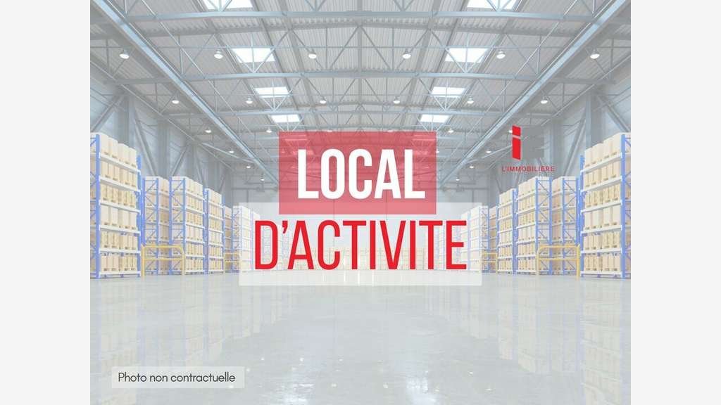 A louer local 1200m² en ZA à Brécé proche Rennes