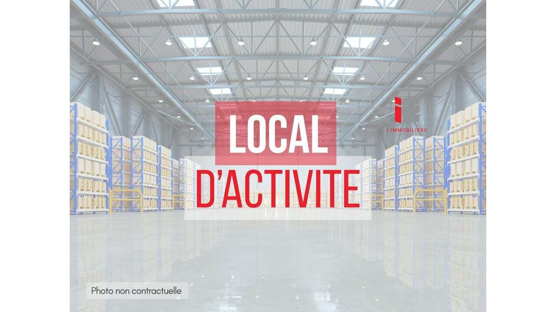 A louer local 1200m² en ZA à Brécé proche Rennes