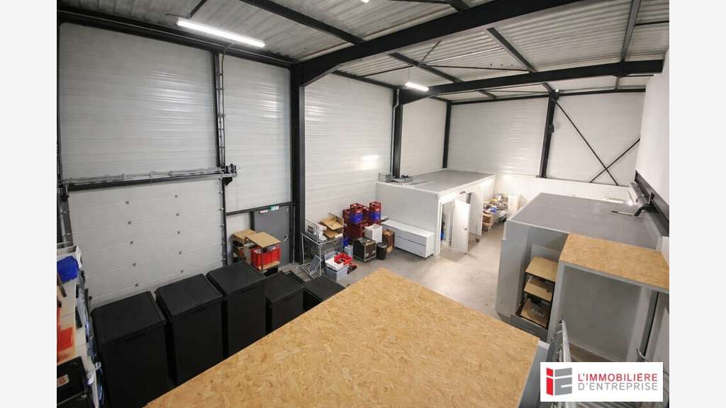 Local d'activité 395m² à louer ZI Sud-Est Rennes
