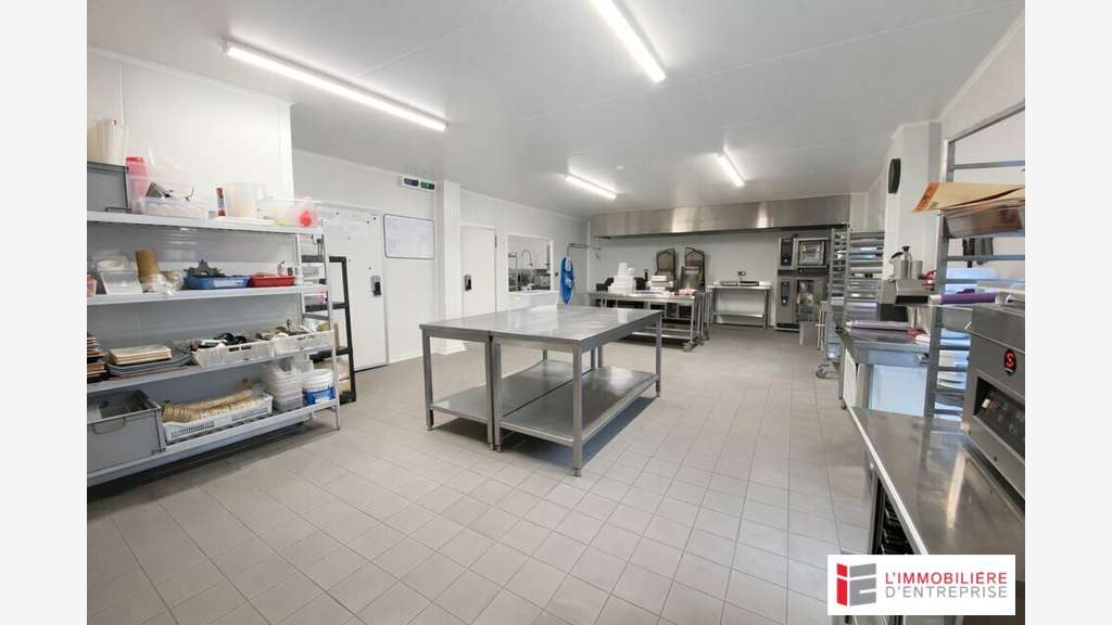 Local d'activité 395m² à louer ZI Sud-Est Rennes