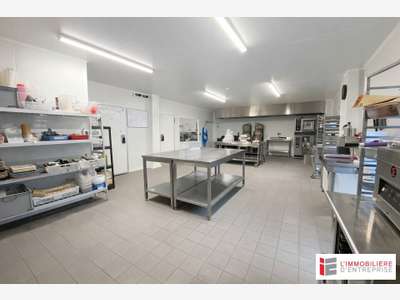 Local d'activité 395m² à louer ZI Sud-Est Rennes