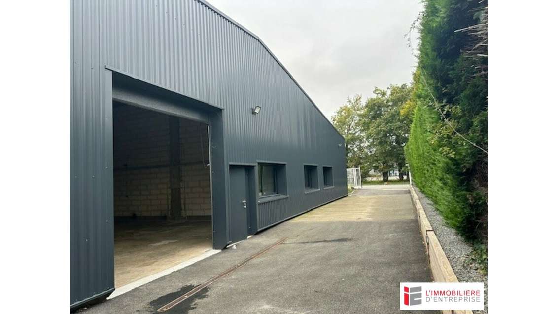Loue local d'activité 255m² St-Jacques-de-la-Lande