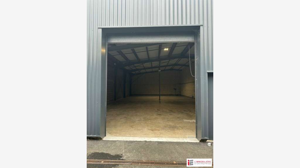 Loue local d'activité 255m² St-Jacques-de-la-Lande