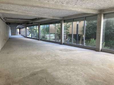 A louer entrepôt  585m² intra-rocade Rennes