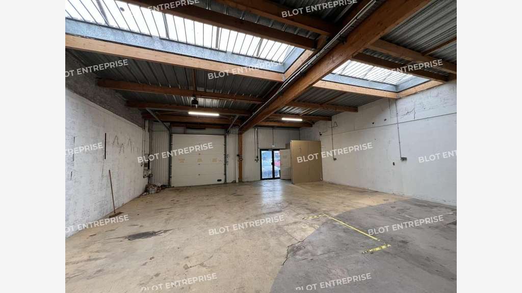 A louer local d'activités 187m² à Rennes Ecopôle 