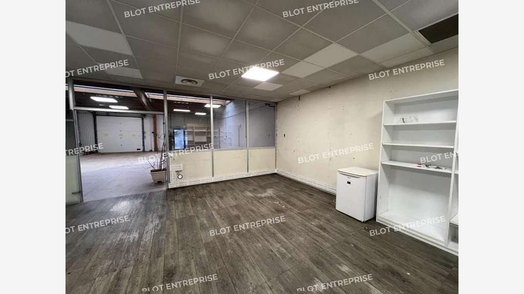 A louer local d'activités 187m² à Rennes Ecopôle 