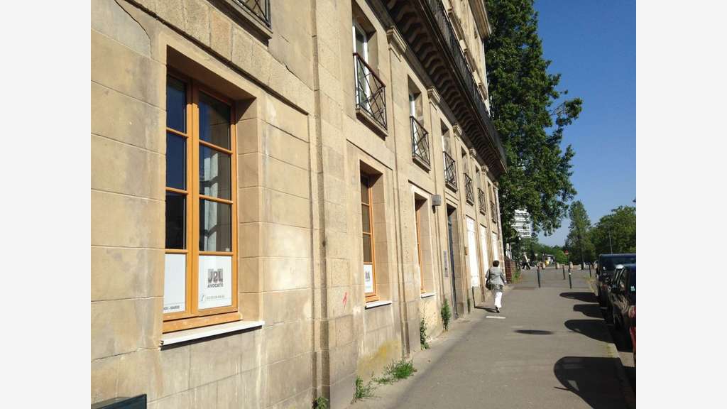 Location bureau indépendant 42m² à Rennes centre