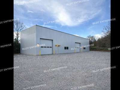 Location Locaux d'activités - Entrepôts à Retiers