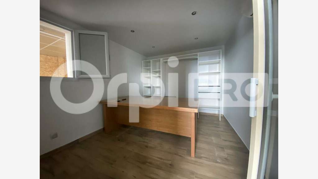 Location local d activité de 155m² à Reyrieux