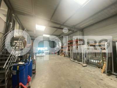 Location Locaux d'activités - Entrepôts à Reyrieux