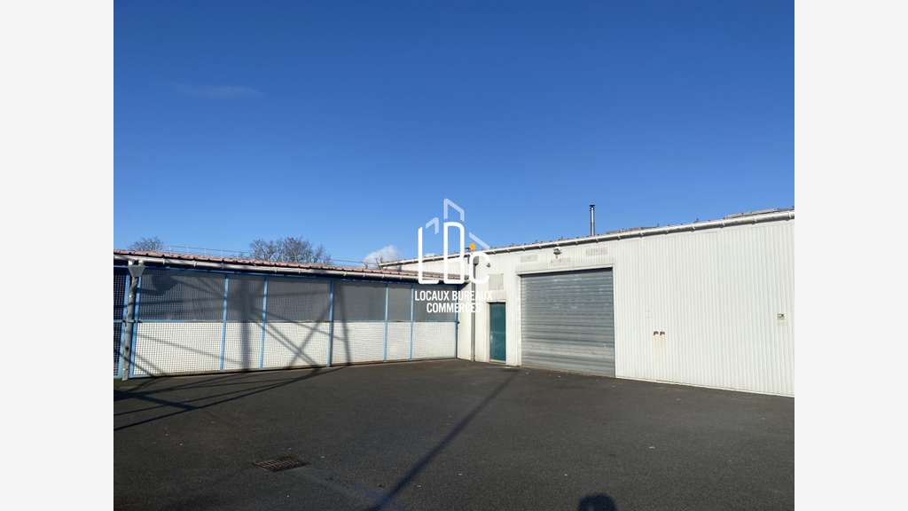 A louer local d'activité 468m² à Rezé Sud Loire