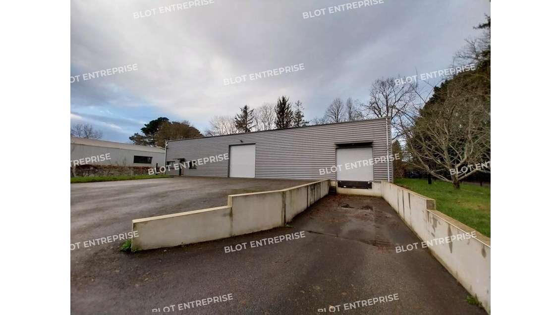 A louer local d'activités 310m² à Riec sur Belon