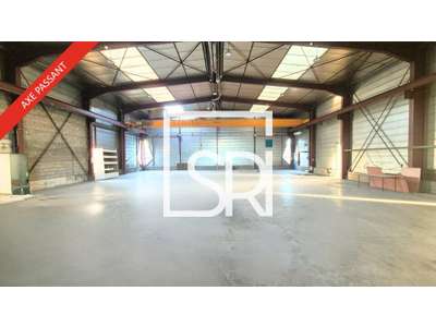 Location Locaux d'activités - Entrepôts à Riom