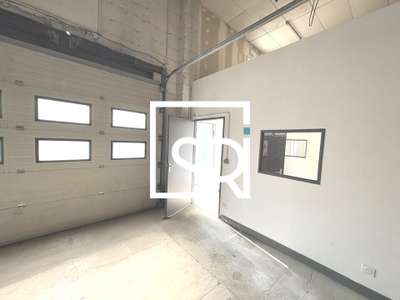 Local d'activité 110m² + bureaux à louer à Riom