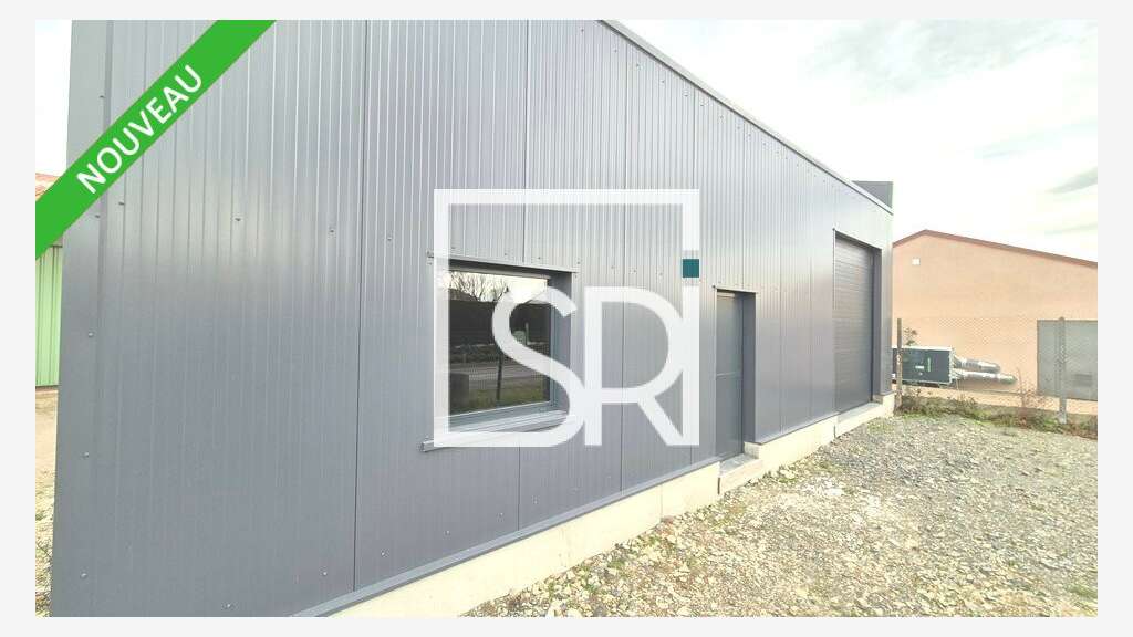 A louer entrepôt de 110m² Saint-Bonnet-Près-Riom