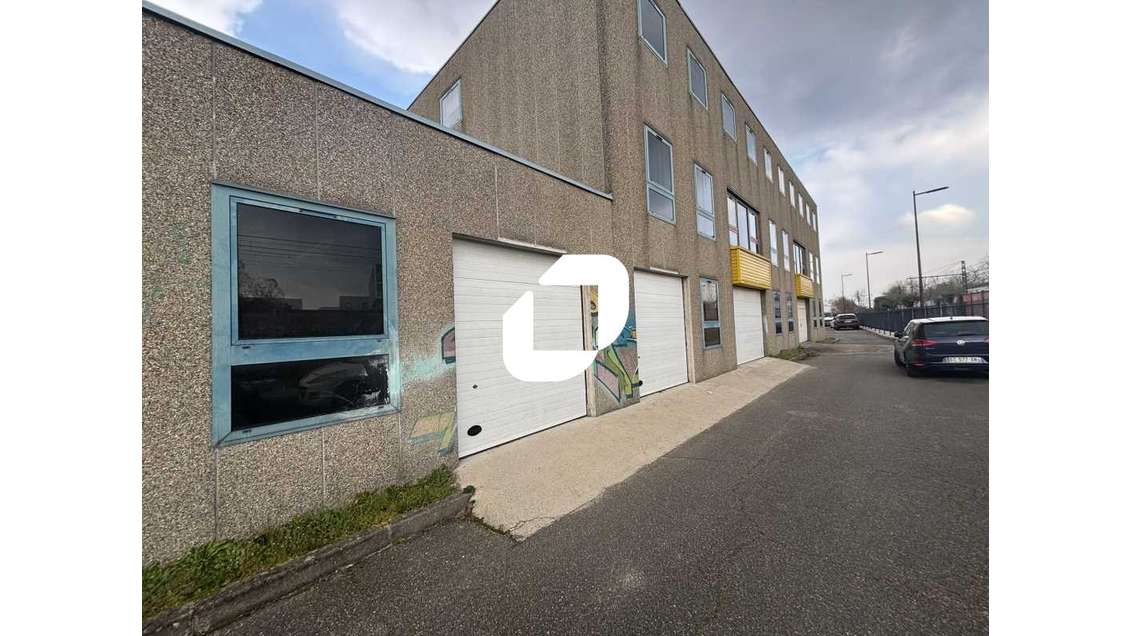 A louer Local d'activité 110m² Ris orangis