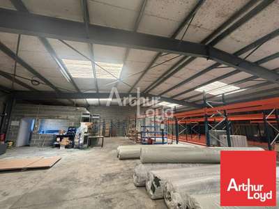 Location Locaux d'activités - Entrepôts à Rives-de-l'Yon