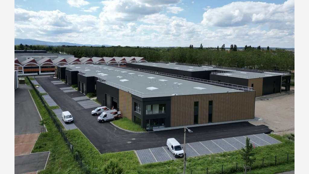 Locaux d'activités à louer à Roanne
