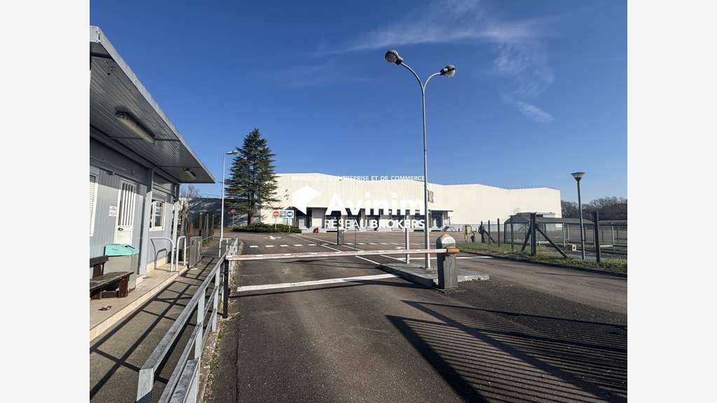 Plateforme logistique à louer secteur Dole