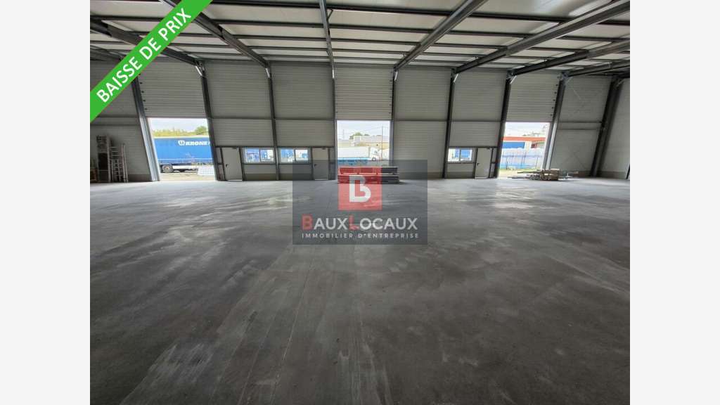 A louer programme neuf sur axe passant à Rognac