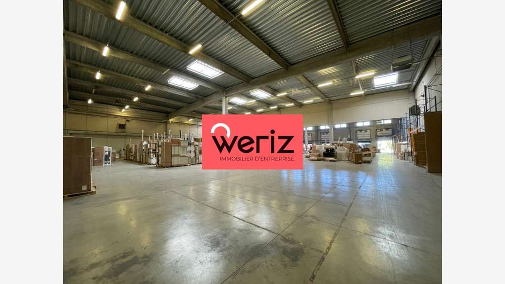A louer entrepôt 4209m² Rognac accès facile A7 A54