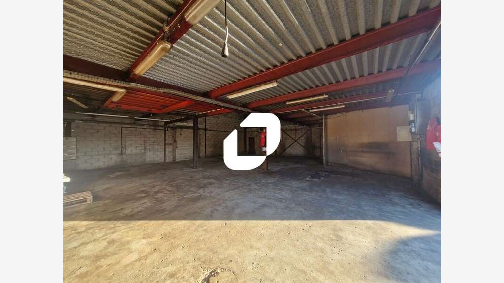 A louer Local d'activité 310m² Roissy en brie