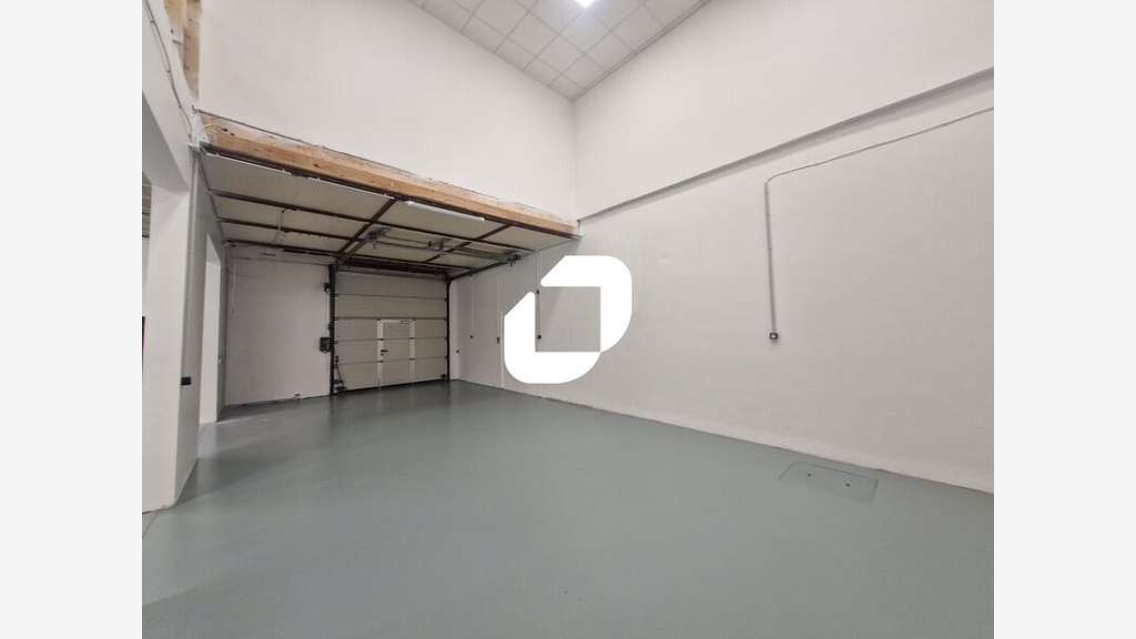 A louer Local d'activité 1240m² Roissy en brie