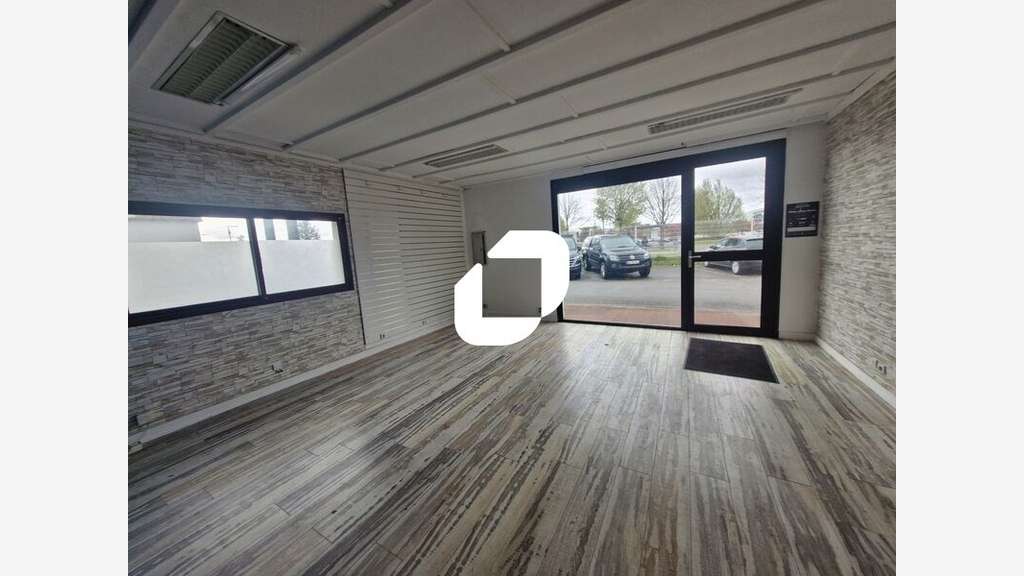 A louer Local d'activité 1240m² Roissy en brie