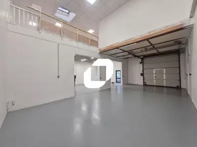 A louer Local d'activité 1240m² Roissy en brie