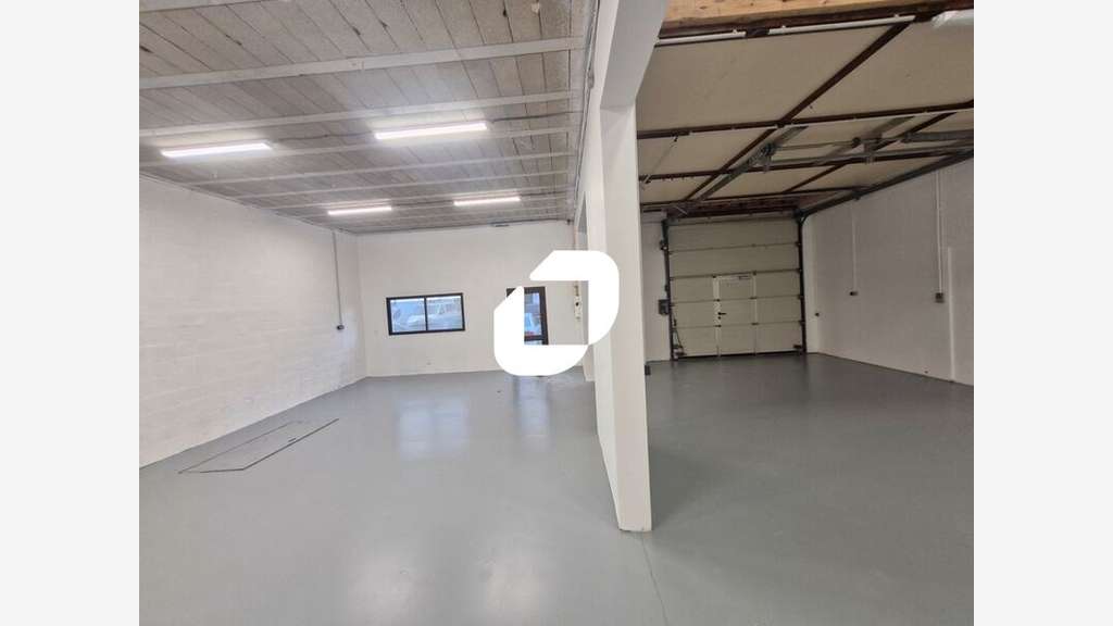 A louer Local d'activité 1240m² Roissy en brie