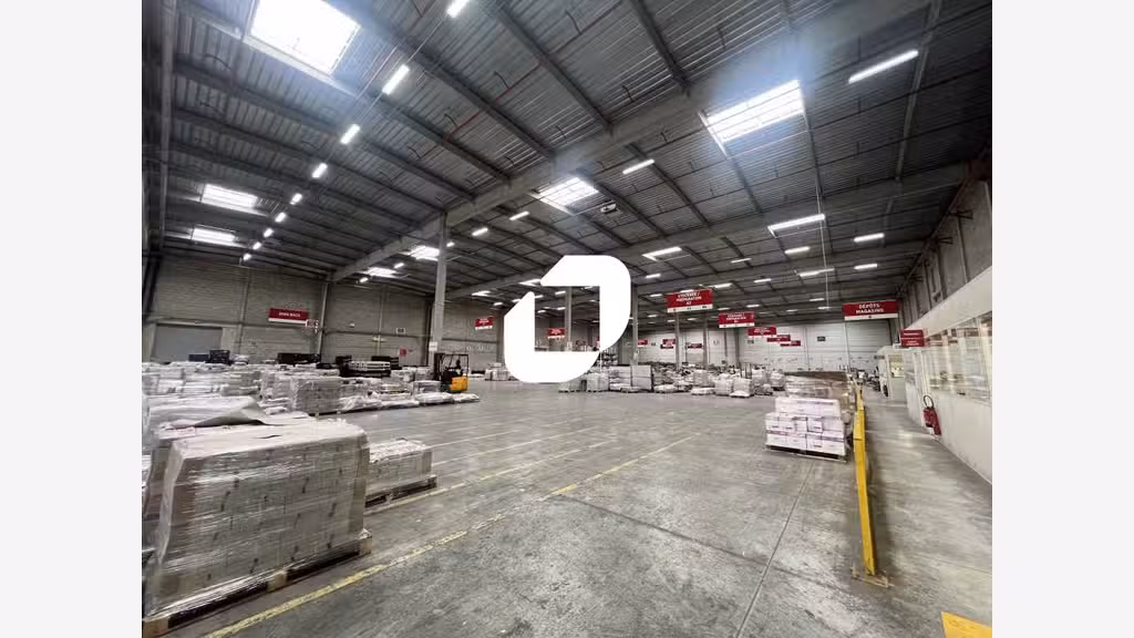 A louer Local d'activité 9209m² Roissy en brie